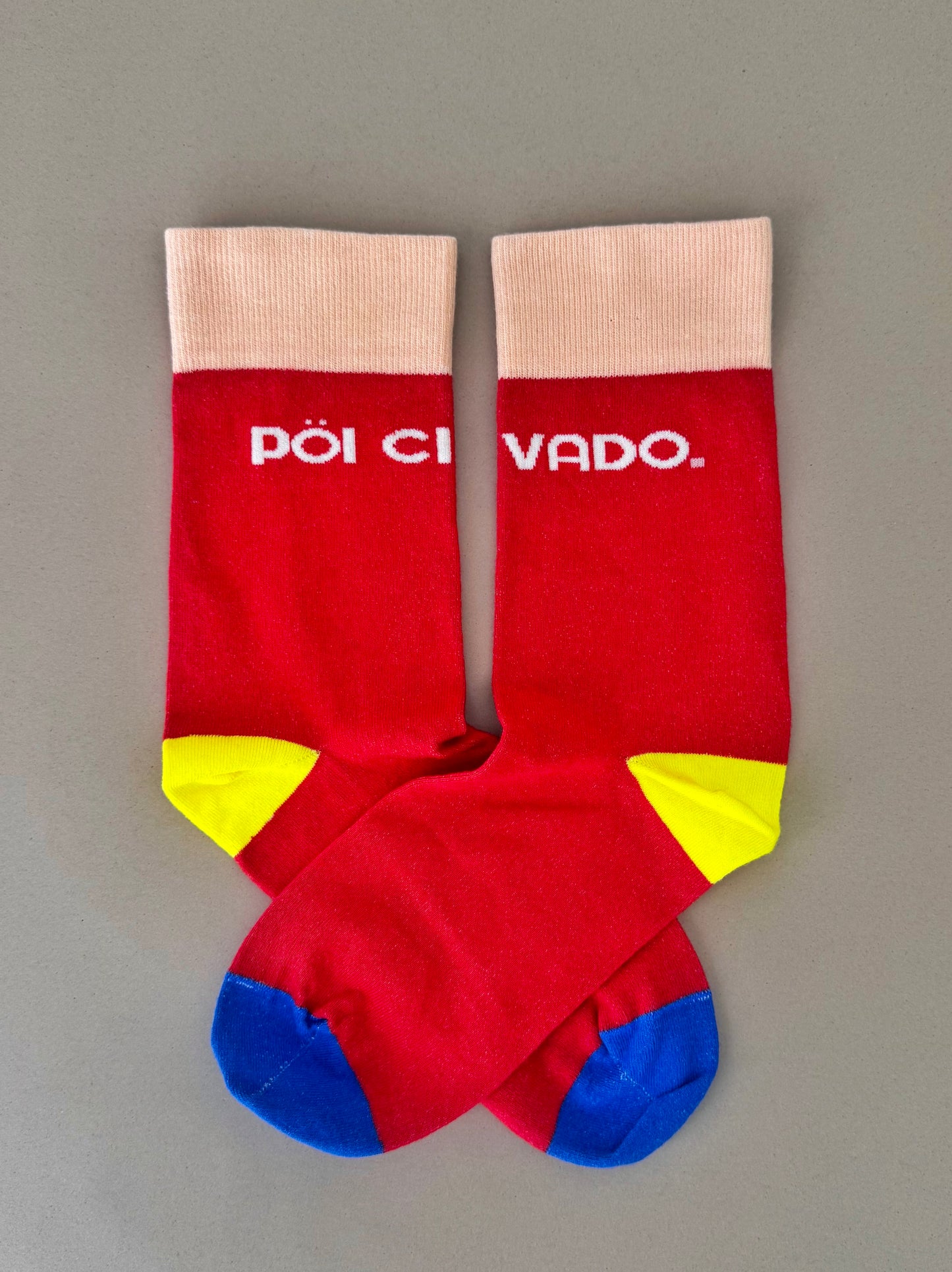 CALZE - PÖI LO FACCIO, PÖI MI DEPILO E PÖI CI VADO