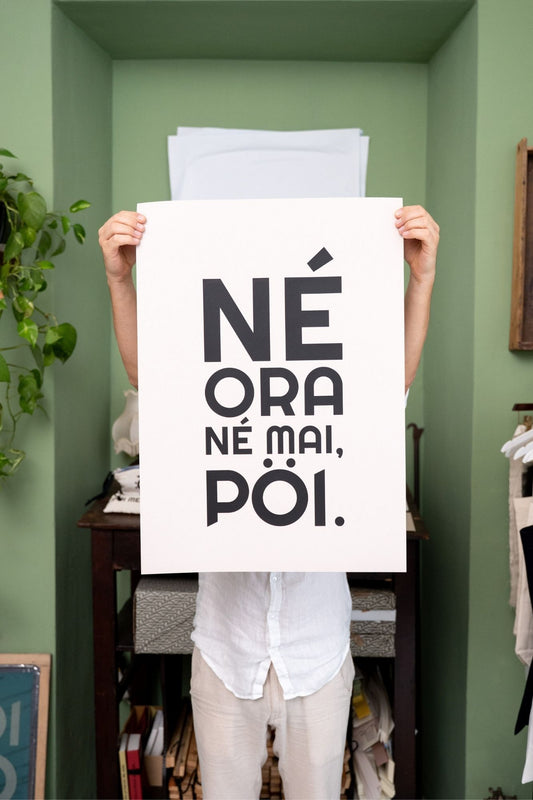 POSTER - NÉ ORA NÉ MAI, PÖI